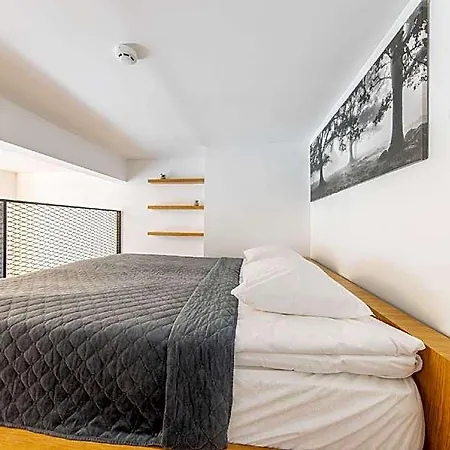 Stay Apartments 5* تالين