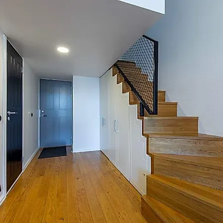 Stay Apartments فندق تالين